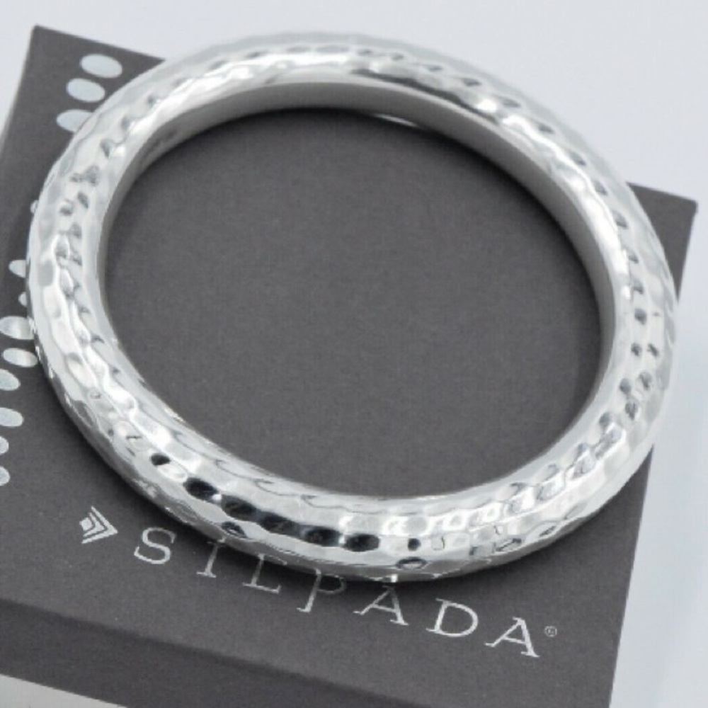 Vintage Silpada Thick Hammered Sterling Silver Bangle Bracelet B1653
